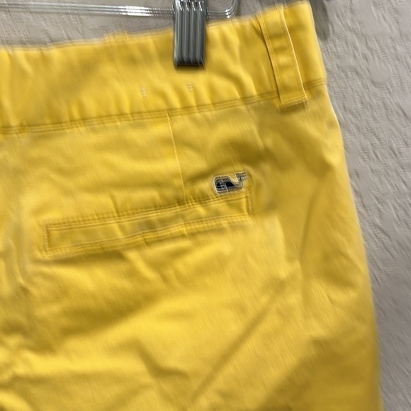 Vineyard Vines Yellow Women’s Shorts In Size 0 - Picture 5 of 7
